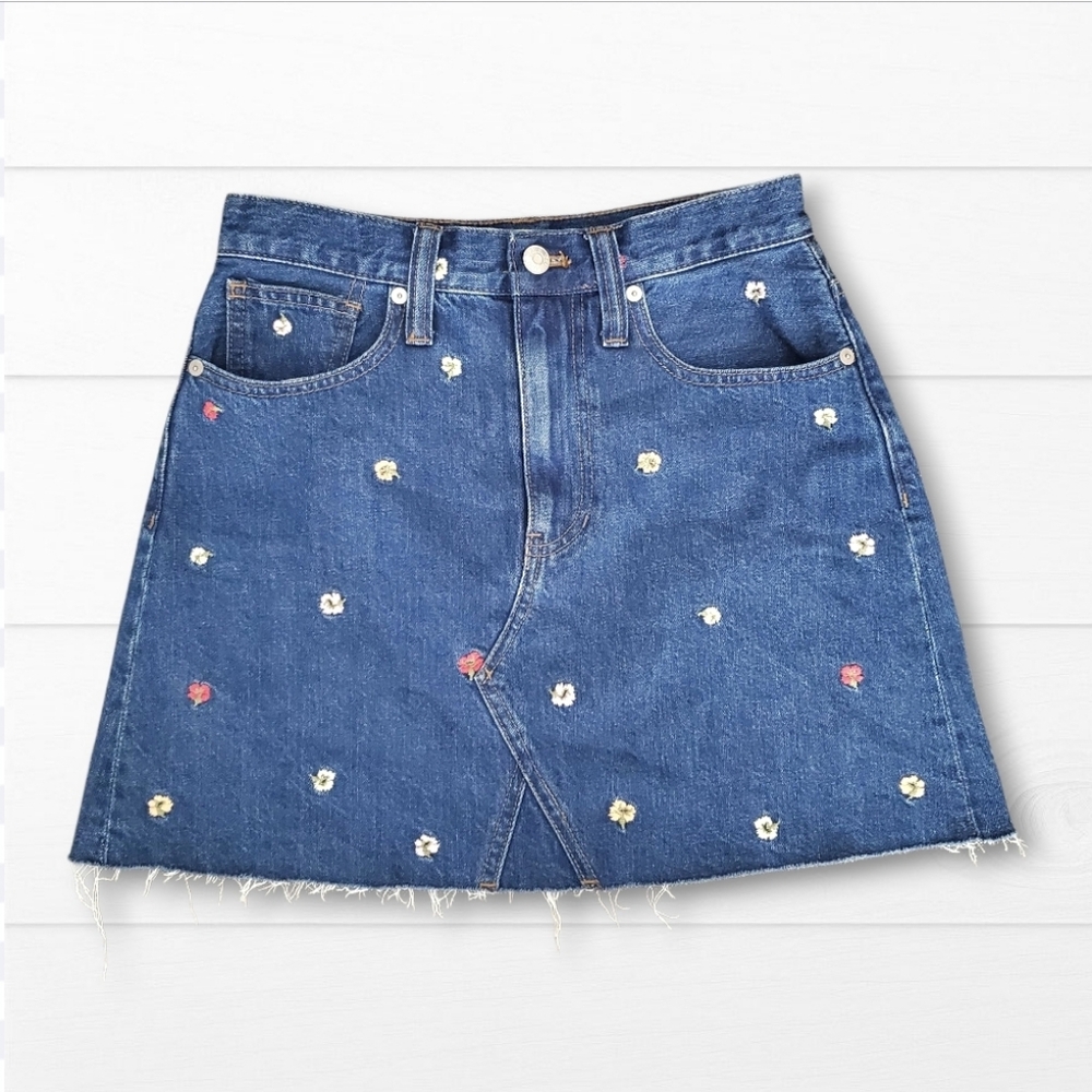 Madewell Confetti Floral Embroidered Denim Skirt, Size 25 Chic Cottagecore
